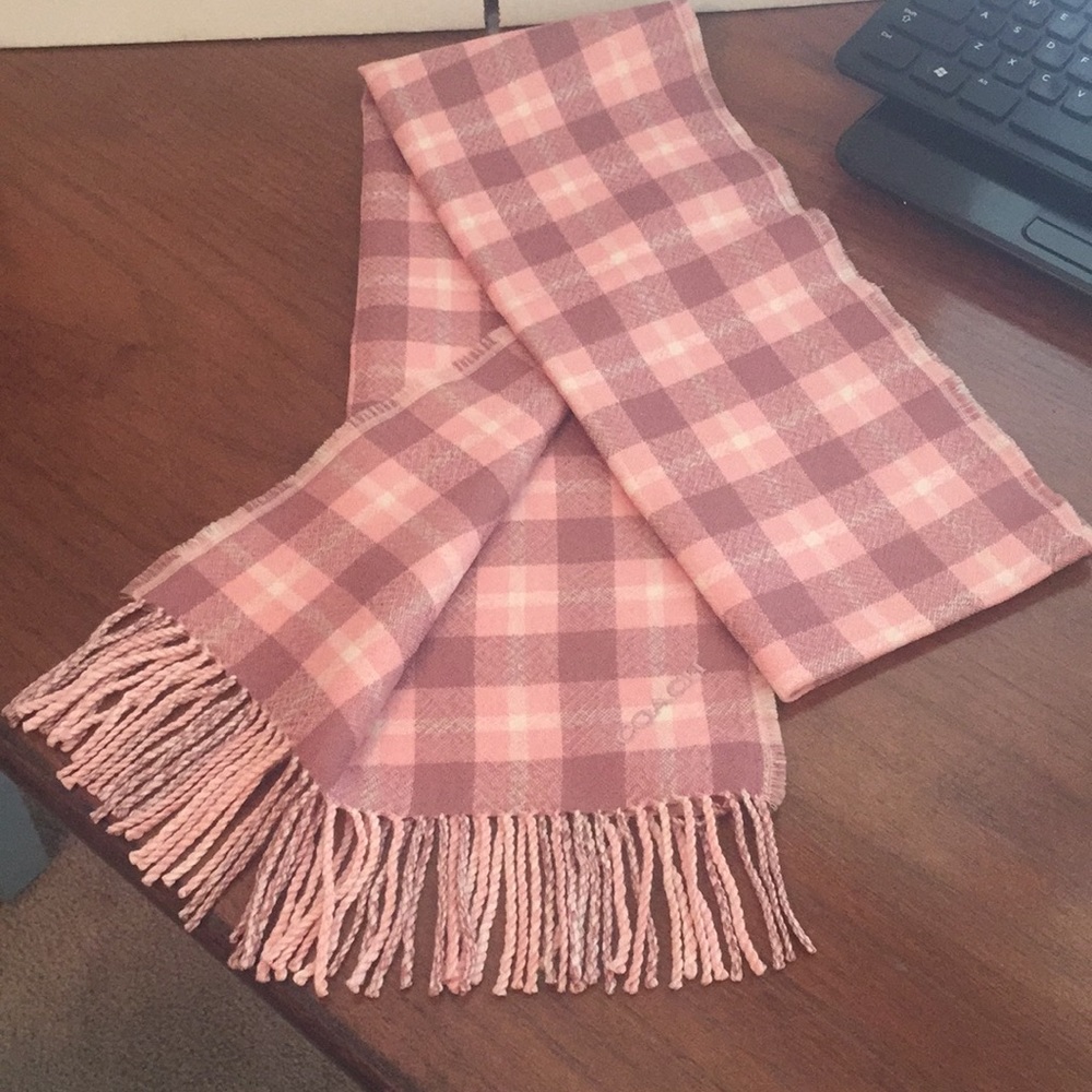 Reversible Fringe Coach Scarf
